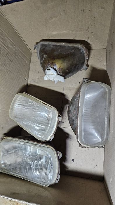 Jucarii Dacia 1300 faruri elba