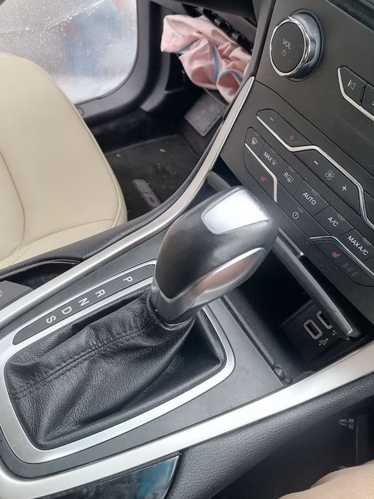 Plansa bord ford edge 2016 și ford s max