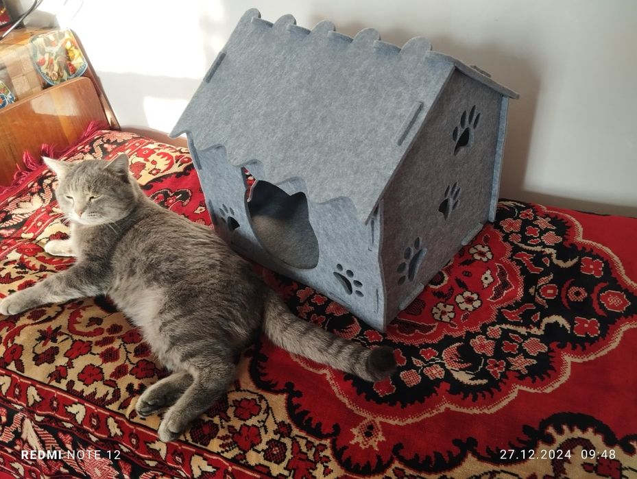 Продается кошачий домик
