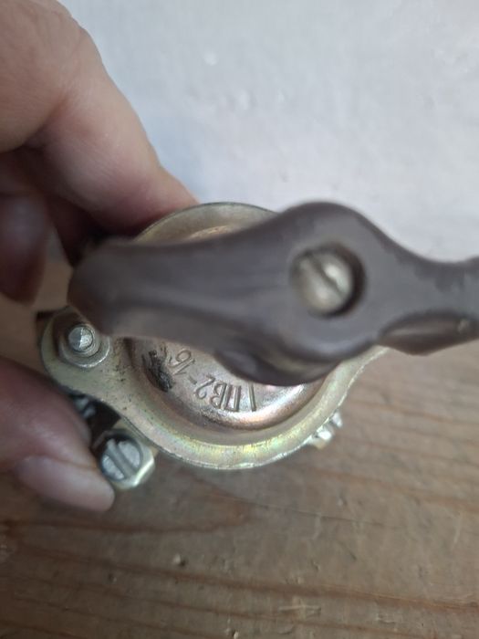 Продам пакетник 16А/220V 10A/380V