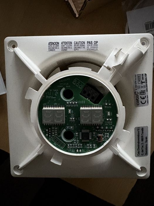 Продавам НОВ вентиратор за баня Cat aE-120 GTH