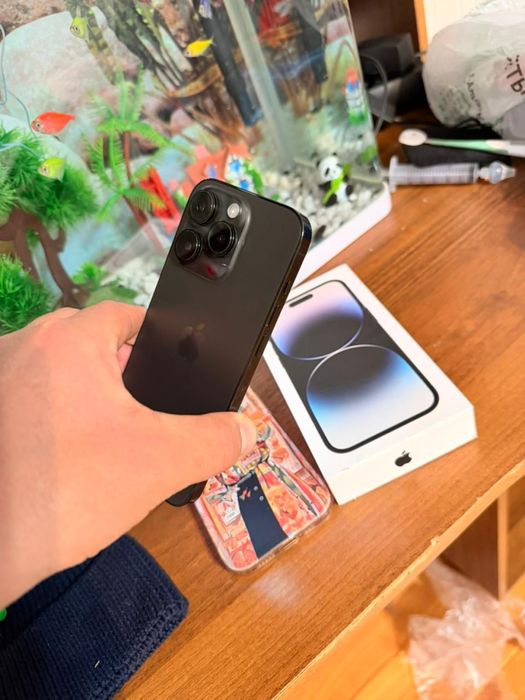 Продается IPhone 14 pro