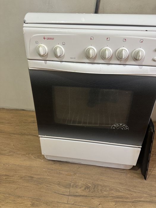 Продам газплиту Gefest