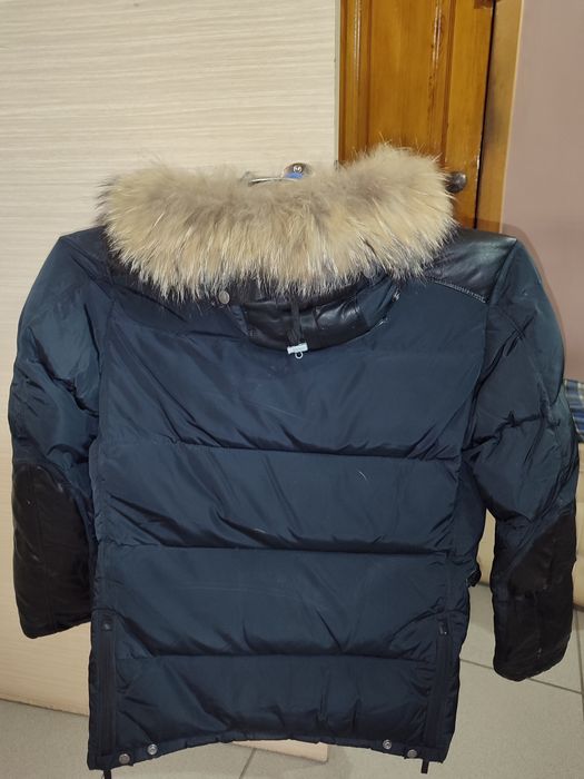 Продам зимнюю куртку!