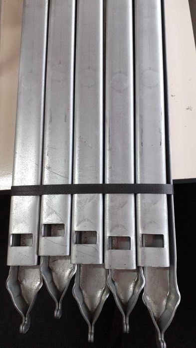 Montanti cofraje 50 cm si 100 cm zincati NOI