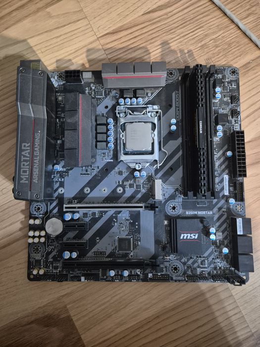 Vand kit pc- placa de baza + procesor+ ram