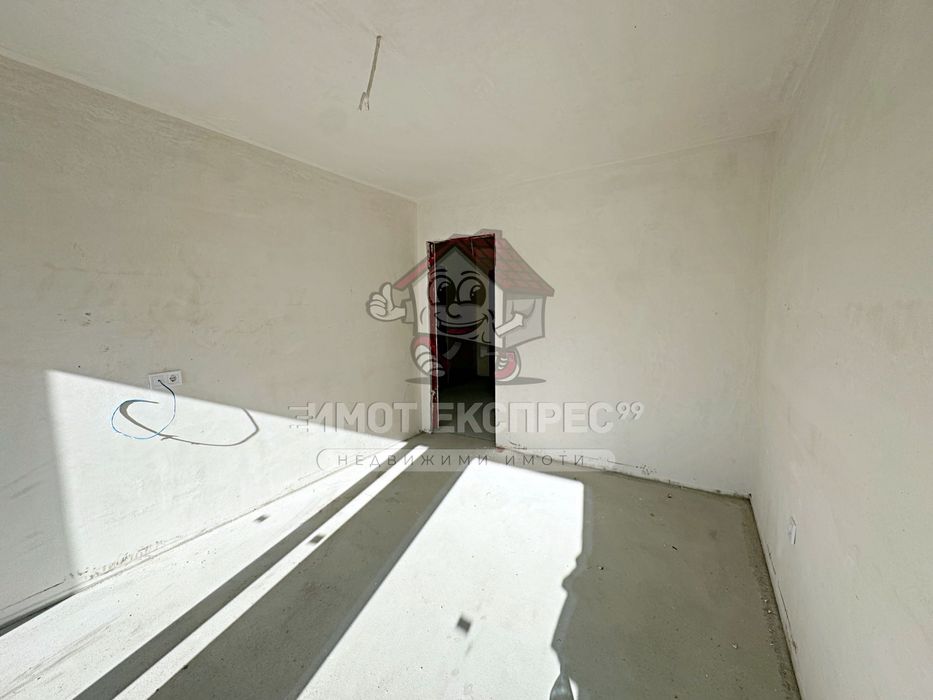 Апартамент, с 3 спални, ново строителство, панорамна гледка, кв.Запад