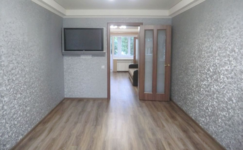 Укладка ламината , линолеум , винил