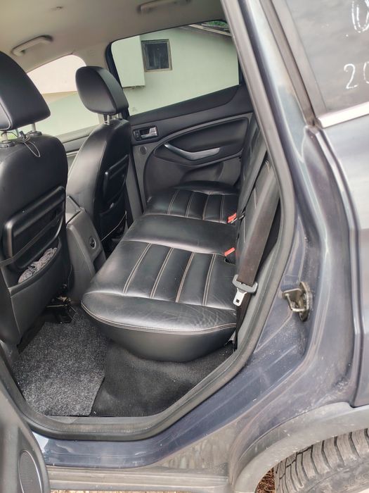 Vând Ford Kuga an2011 cutie viteze automata perfectă stare