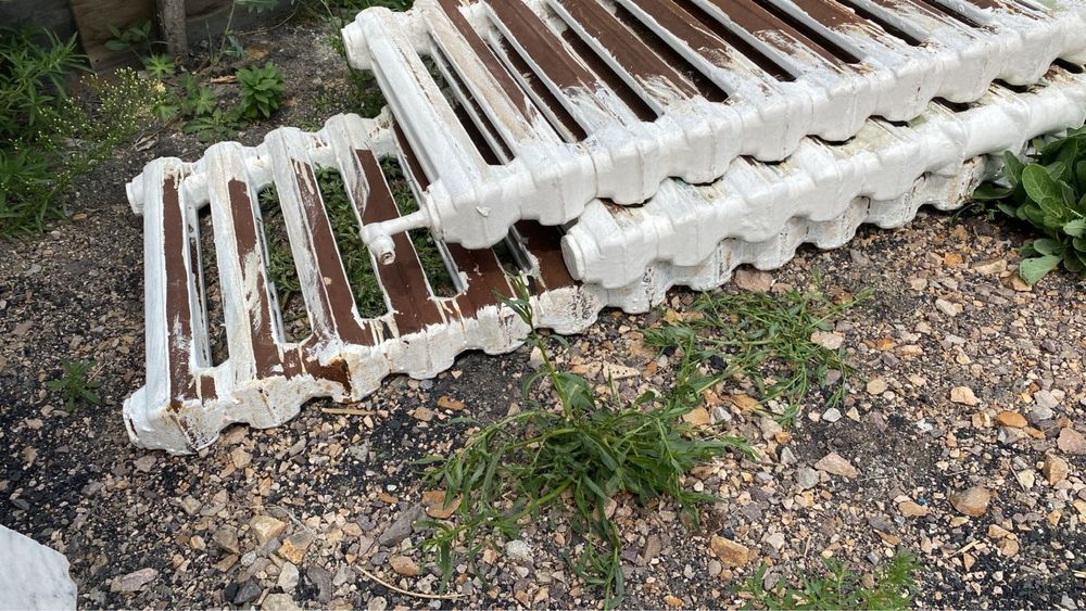 Продам родиаторы в хорошем состояние