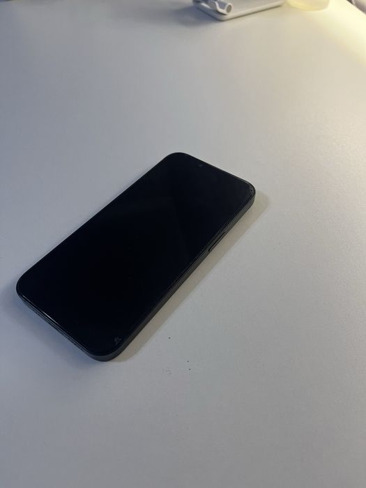 Iphone 13 Черный