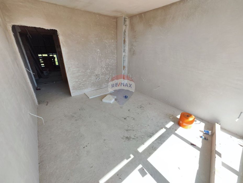 Продава се Едностаен апартамент в Варна, Виница - 30 кв.м за 1907 €/кв.м - Снимка #1