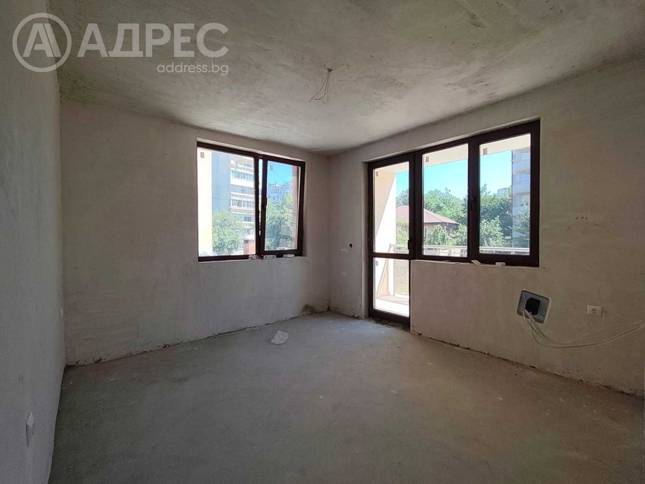 Тристаен апартамент, Дружба 3, 110 кв.м., ет. 2/6, тухла, нов, с акт 16
