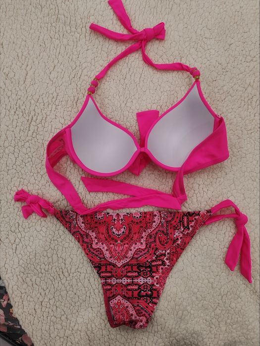 Цикламен дамски бански