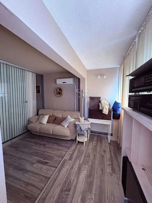 Дава се под наем Едностаен апартамент в София, Младост 4 - 46 кв.м за 561 € - Снимка #1