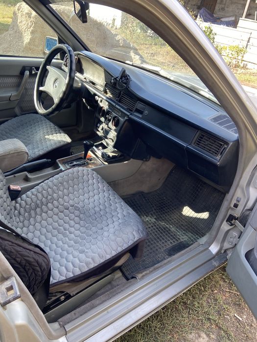 Мерседес 190 автомат