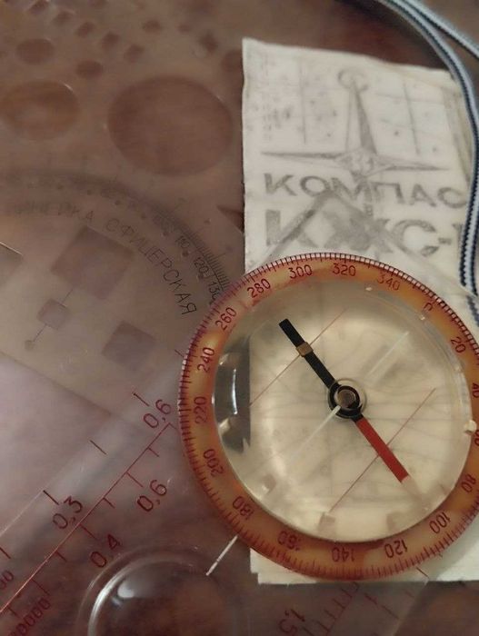 Компас туристический + офицерская линейка СССР