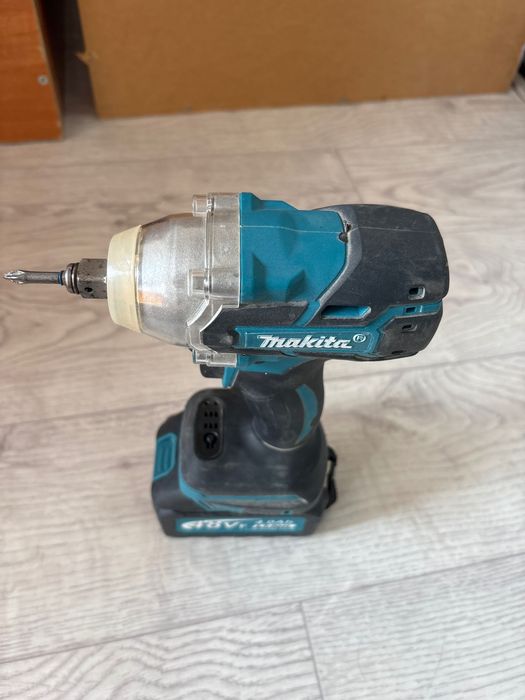 Шуруповерт продаются