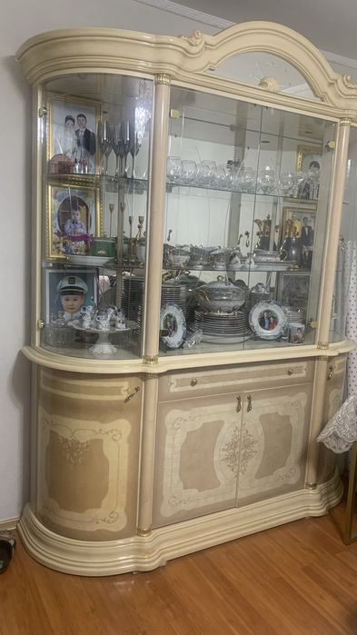 Продается Сервант