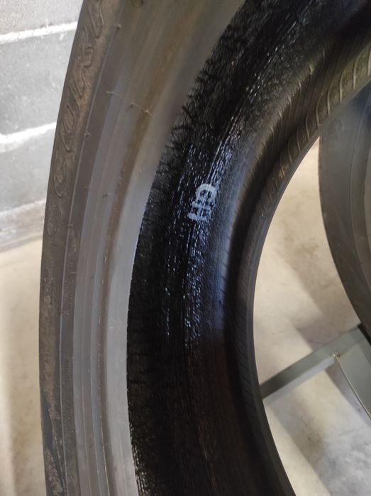 235/50/19 Pirelli