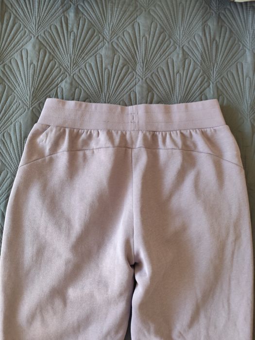 Дамско ватирано долнище Puma