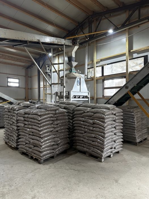 Peleti din Brad putere calorifica ridicata