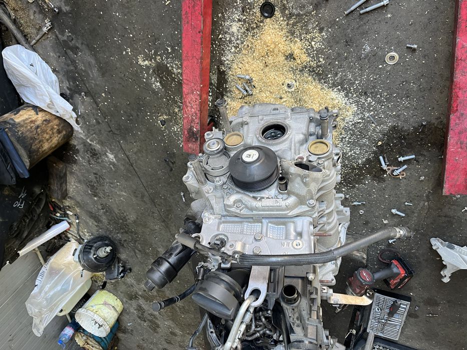 Двигател бмв 2.0д 190 Б47д20а ( dvigatel bmw 2.0d 190 b47d20a )