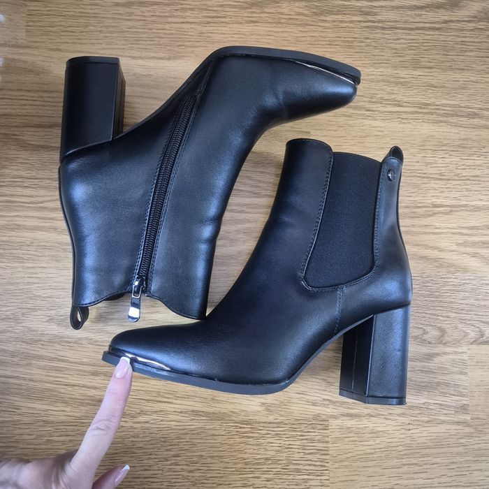 Botine DeeZee mas 37
