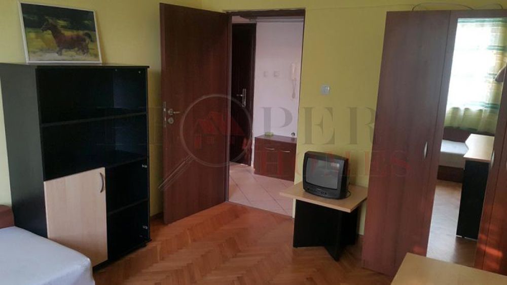 Дава се под наем Тристаен апартамент в Велико Търново, Акация - 80 кв.м за 357 € - Снимка #8