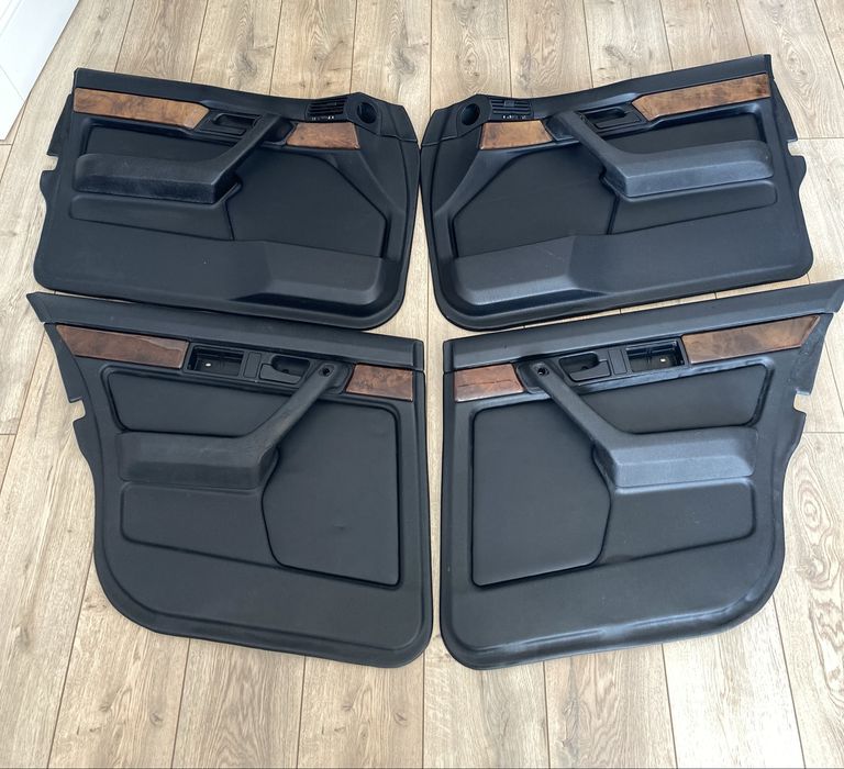 Дверные карты BMW E34