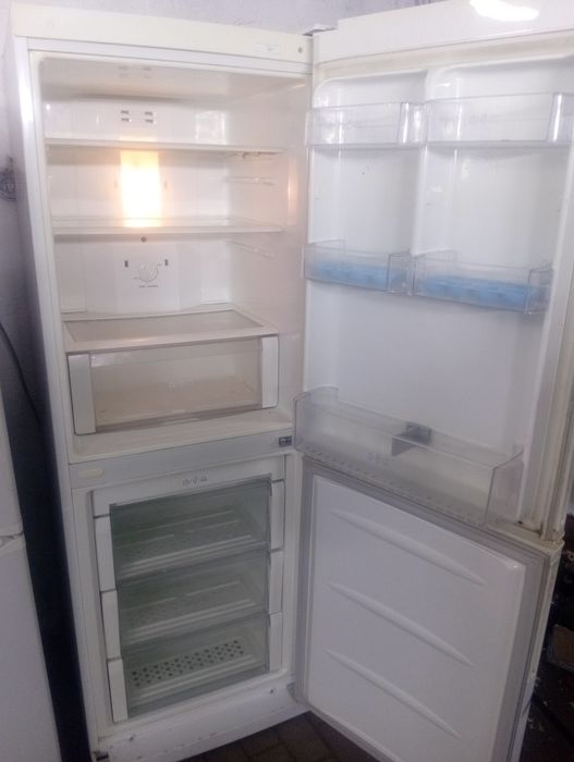 продам холодильник лж