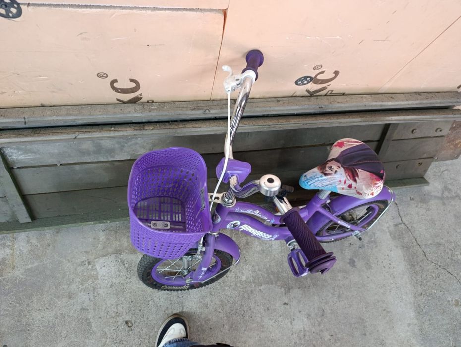 Продам велосипед для девочки