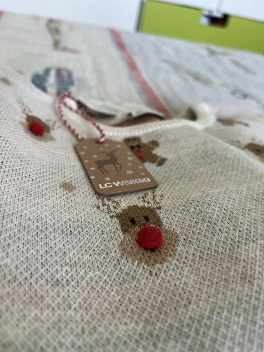 НОВ Детски пуловер LC Waikiki ръст 146см 10-11 години