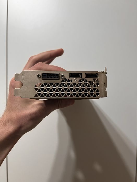 Видеокарта gainward 1060 3 gb