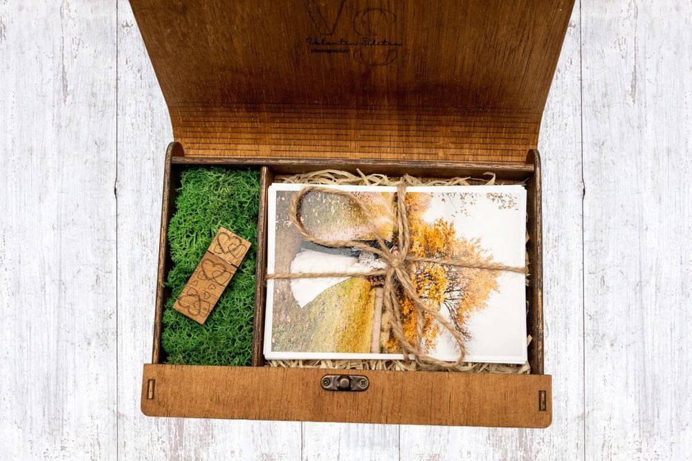 Cutie din lemn - Personalizata - stick 32GB 64GB 128GB - Print foto