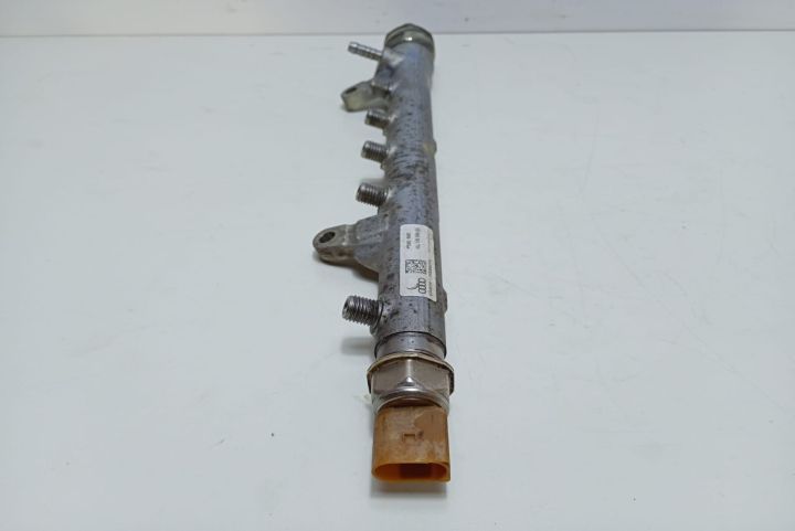Rampa injectoare 1.6 tdi 03L130089AA Volkswagen VW Golf a 6-a generat