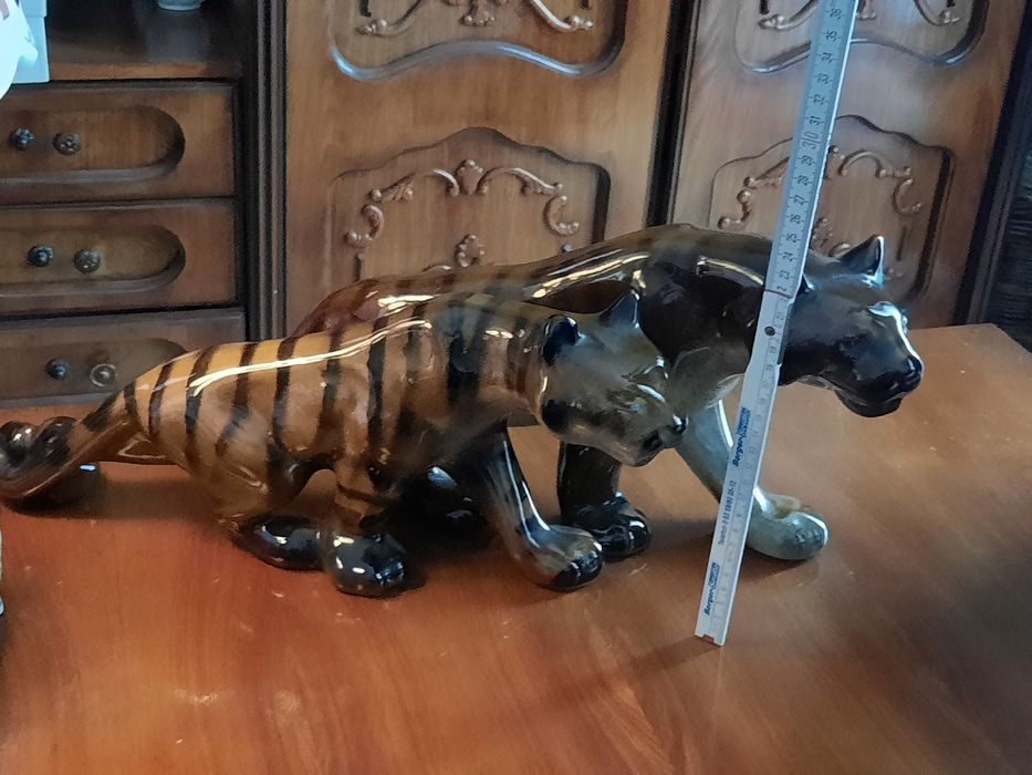 Bibelouri vechi, dimensiuni mari