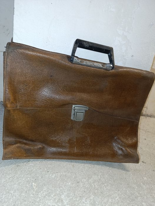 Ретро кожена чанта от СОЦА