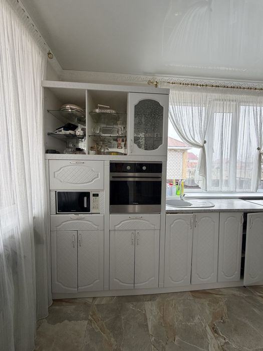 Продам кухонный гарнитур.