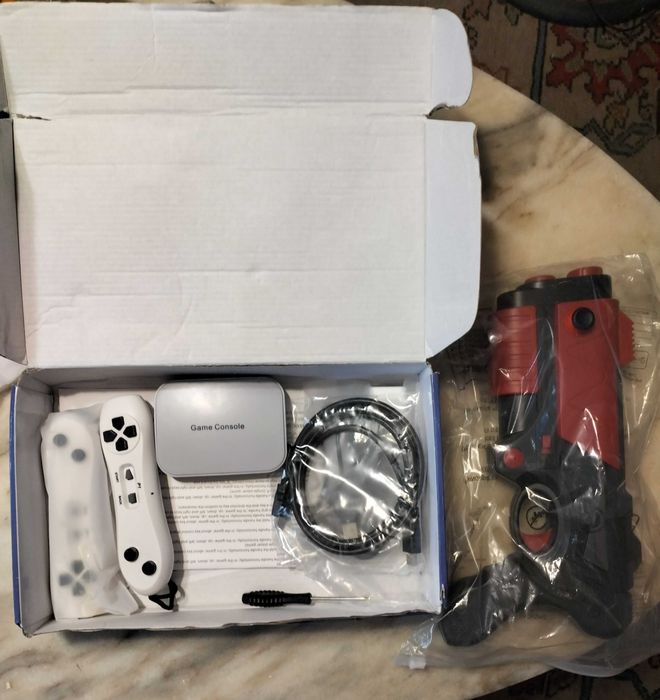 Body gun game console / Ретро конзола с пистолет / Retro console
