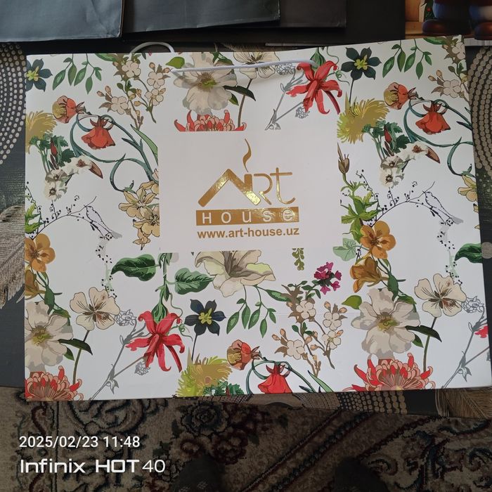 Подарочный пакет новый разный размеры