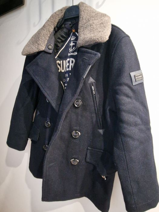 Дамско вълнено палто Superdry