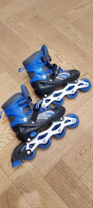 Продаю ролики синие