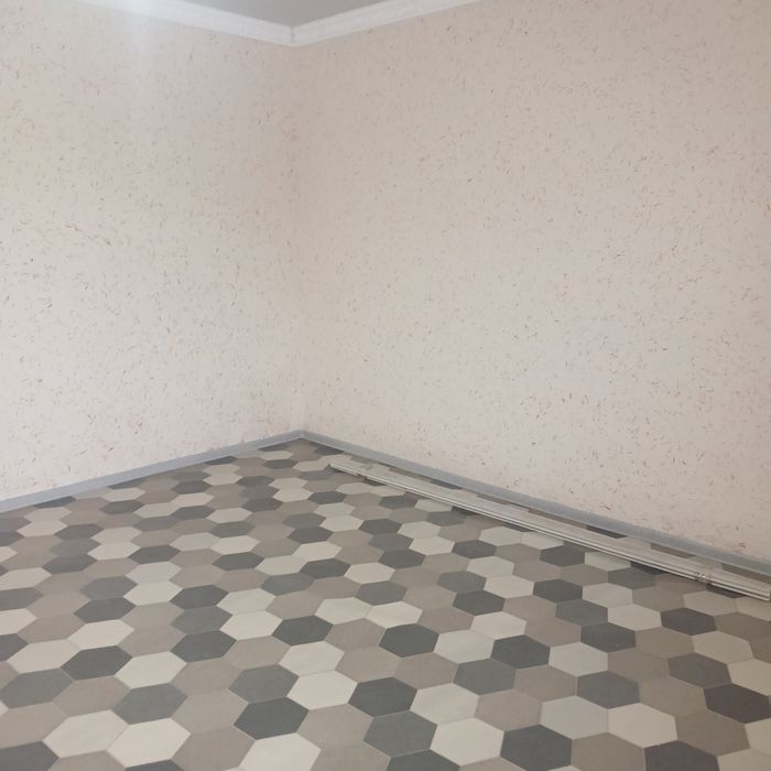 Вариантга  440 миллион сумга 4 соток  4 та хона  енги уй курилиб битво