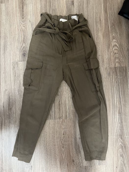 Дамски дънки и панталони