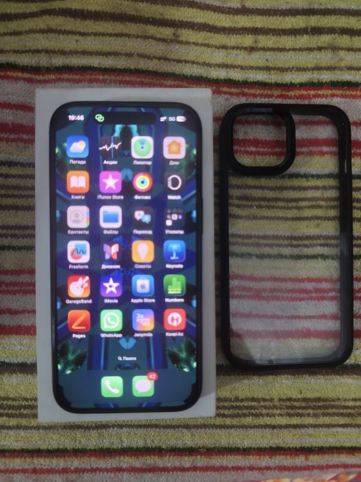 iPhone 15  с гарантией