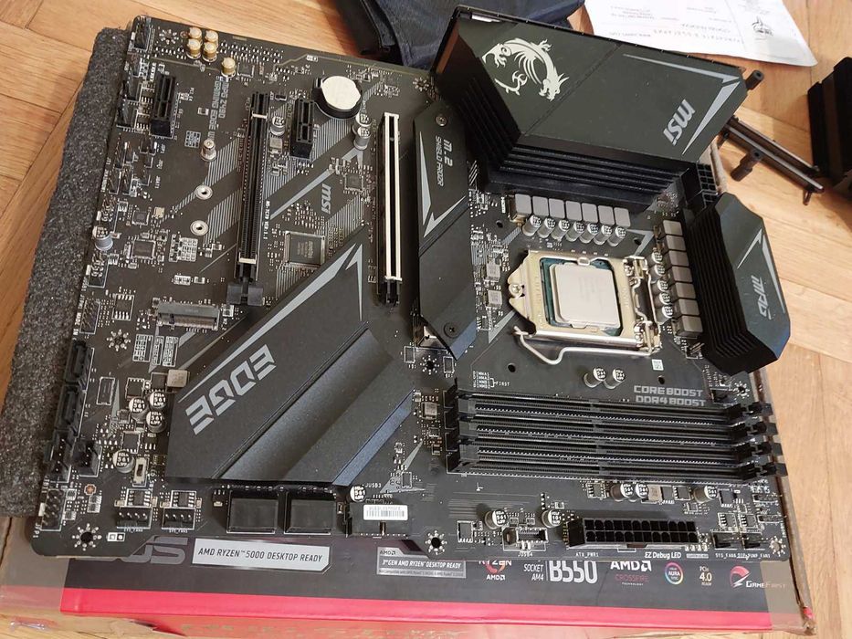 Intel Core i7 10700KF + MSI Z490 Gaming Edge Wi-Fi