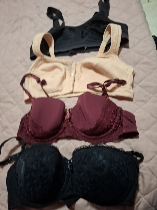 Продавам сутиени 75б