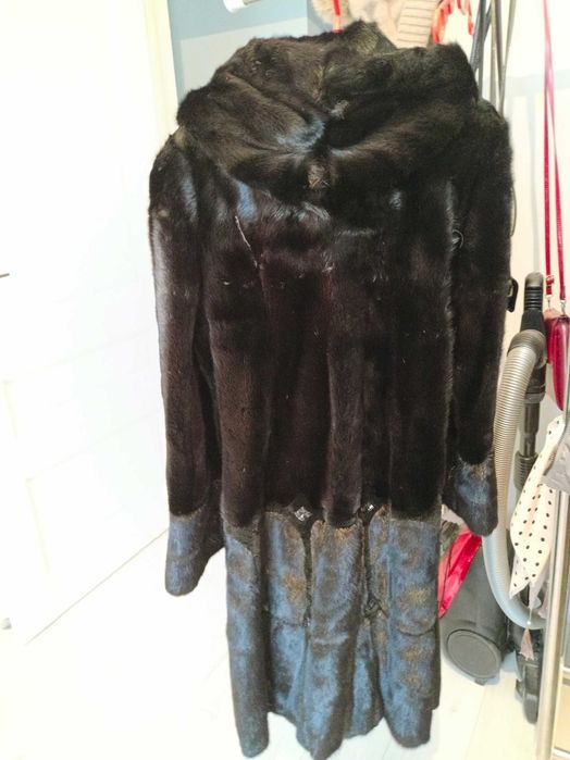 Срочно продам норковую шубу