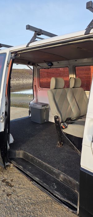 Volkswagen Transporter T4 – 1.9 Diesel, 8+1 locuri